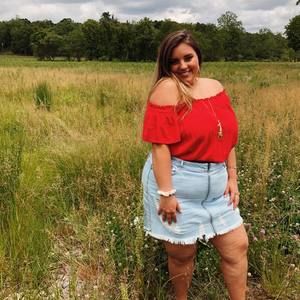 Meet your Posher, Ashley